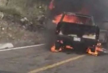 Asesinan al jefe policiaco de Chihuahua y a su escolta en emboscada