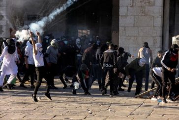 Enfrentamiento entre palestinos y policía deja al menos 152 heridos