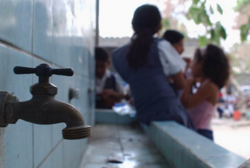 Mantienen escuelas de México deficiencias en temas de higiene por falta de agua potable: UNICEF