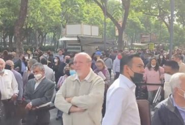 Protesta de trabajadores del Poder Judicial afecta circulación en avenida Juárez