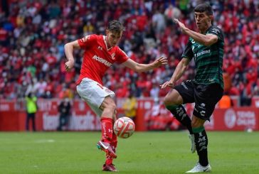 Toluca continua en plan grande, vence a santos 2-1