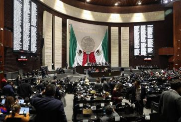 Diputados discuten la eliminación del horario de verano