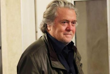 Dictan cuatro meses de prisión a Steve Bannon, exasesor de Trump