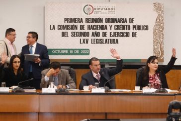 Comisión de Hacienda se declara en reunión permanente para analizar ingresos de 2023