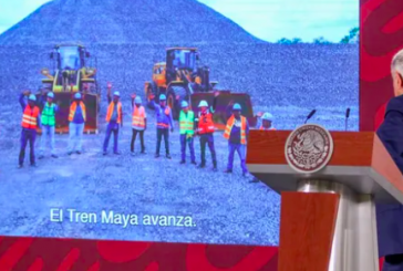 AMLO acusa que ejidatarios condicionan paso del Tren Maya en tramo Xpujil-Chetumal; podría no construirse