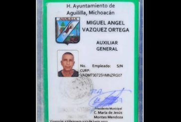 Alcaldesa de Aguililla denuncia a síndica por expedir credenciales a narcos