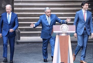 AMLO distante de la visión para crear una zona económica fuerte y empujar a México a su crecimiento y desarrollo. 