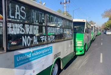 Transportistas cierran vialidades en el sur de la CDMX; piden a Sheinbaum no desaparecer rutas