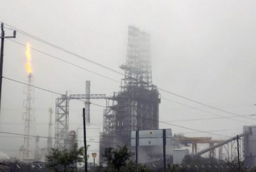 Se suma Creel a críticas por contaminación de la Refinería de Cadereyta