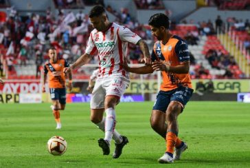 Necaxa empata con Puebla