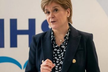 Arrestan a ex primera ministra de Escocia relacionada a financiamiento de su partido político