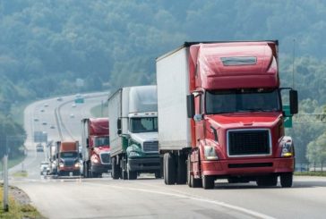 Amagan transportistas con paralizar las carreteras del país, si no se reconsideran medidas hacendarias