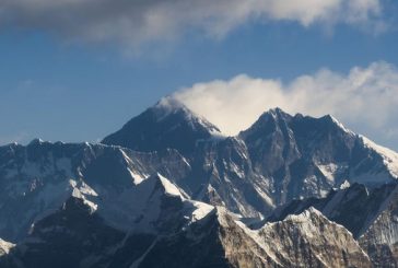 Trabajan autoridades mexicanas con Nepal en identificación de cuerpos en Monte Everest