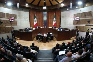 TEPJF ordena a AMLO abstenerse de realizar comentarios sobre temas electorales