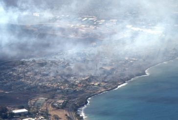 Van 36 muertos y miles de evacuados por incendios en Hawái