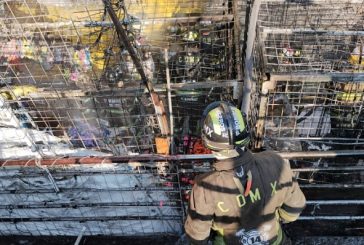 Incendio en La Merced arrasa con puestos semifijos
