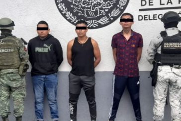 Caen tres sujetos tras asesinar a 2 policías, en Michoacán