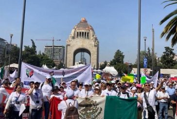 Marchan trabajadores del PJF en protesta por desaparición de fideicomisos