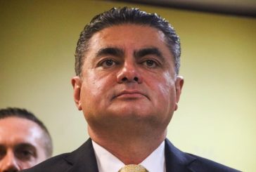 Líder del PRD en San Lázaro pedirá licencia, va por la candidatura del Frente en CDMX