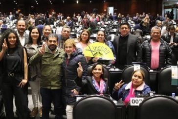 Diputados del PRD piden el regreso de Luis E. Cházaro a la coordinación de la bancada