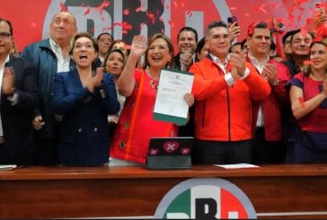 Xóchitl Gálvez acude al PRI para registrarse como precandidata presidencial