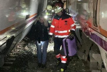 Chocan trenes en España: desalojan a más de 200 pasajeros