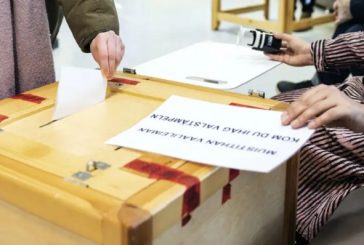Finlandeses acuden a las urnas para elegir nuevo presidente