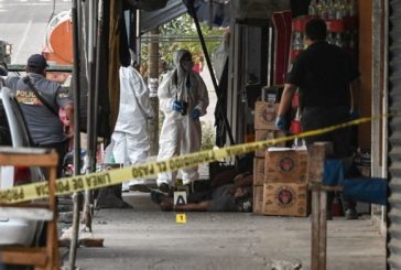 Cinco muertos y un herido en ataque en mercado de artesanías en Acapulco