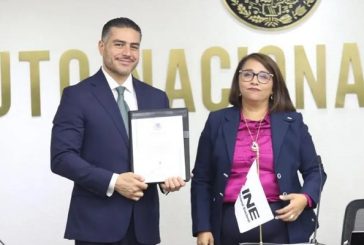 Omar García Harfuch recibe constancia oficial como Senador por la CDMX