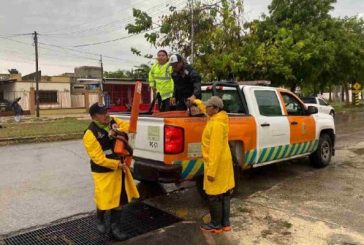 Othón P. Blanco y Bacalar se quedan sin clases por intensas lluvias en Quintana Roo