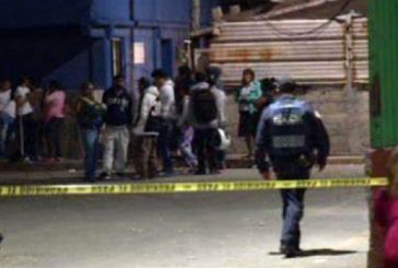 Atacan a tiros a dos hombres en Coyoacán; hay un muerto 