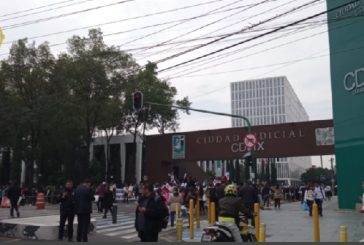 Trabajadores del Poder Judicial se manifiestan frente al Consejo de la Judicatura