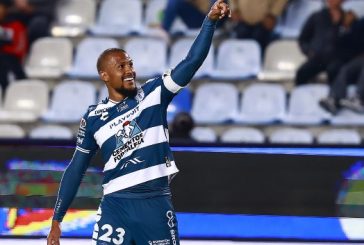 Pachuca aplasta 6-2 a Necaxa con 'hat-trick' de Salomón Rondón