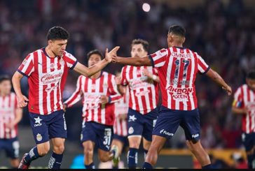 Se alarga la crisis de Pumas y caen ante Chivas