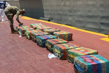 En costas de Guerrero se aseguraron alrededor de 1,800 kilos de cocaína en la mar