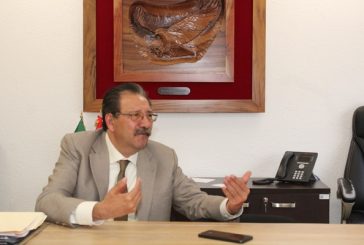 Es tiempo que los empresarios ricos piensen en México y apliquen sus capitales en el país: Reginaldo Flores