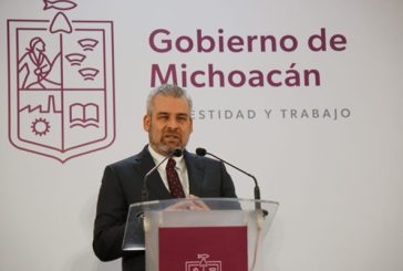 Firma Bedolla decreto que prohíbe espectáculos que promuevan apología del delito en Michoacán