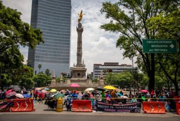 CNTE cumple medio mes de protestas