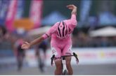 Isaac del Toro gana su primera etapa en el Giro de Italia y mantiene el liderato