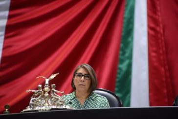 Propone reforma para agilizar la incorporación laboral de egresados de las escuelas normales del país