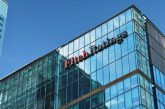 Deuda de México seguirá en aumento mientras no se resuelva crisis financiera de Pemex: Fitch Ratings