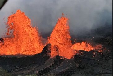 El volcán Kilauea, en Hawái, expulsó lava que alcanzó más de cien metros de altura