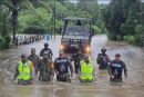 Marina y Ejército activan plan de emergencia por inundaciones al sur de Quintana Roo