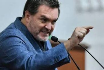 PAN culpa a militantes de Morena de vandalismo y acoso a turistas en protesta contra gentrificación CDMX