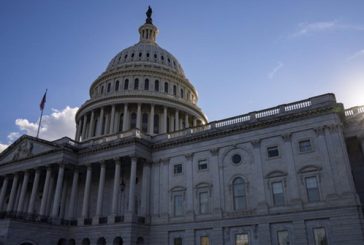 Cámara baja aprueba plan fiscal de Donald Trump; incluye impuesto de 1% a remesas