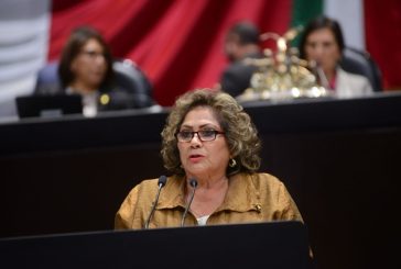 Propone reducir jornada laboral de médicos residentes