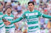 Santos derrotó a Pumas en casa