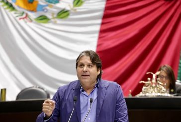 Propone licencias de conducir permanentes y digitales a menor costo en todo el país