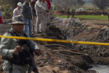 En Hidalgo, huachicoleros usan mujeres y niños como escudos en enfrentamientos