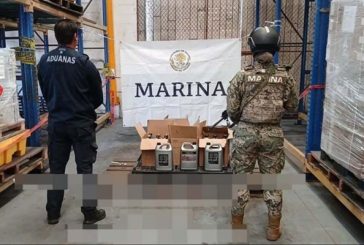 Aseguran 114 litros de precursor de metanfetamina en puerto de Manzanillo
